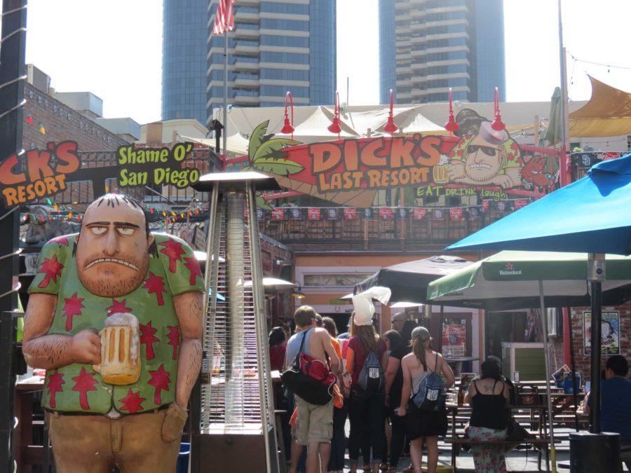 Dick’s Last Resort on Fourth Avenue is fun!