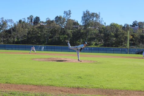 Senior Curran Bledsoe starting pitches during a game against El Camino High