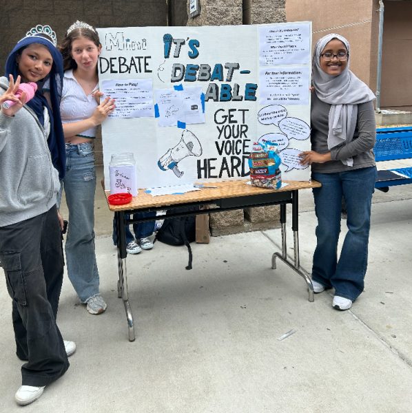 New Debate Club Aims to Enlighten and Connect Students